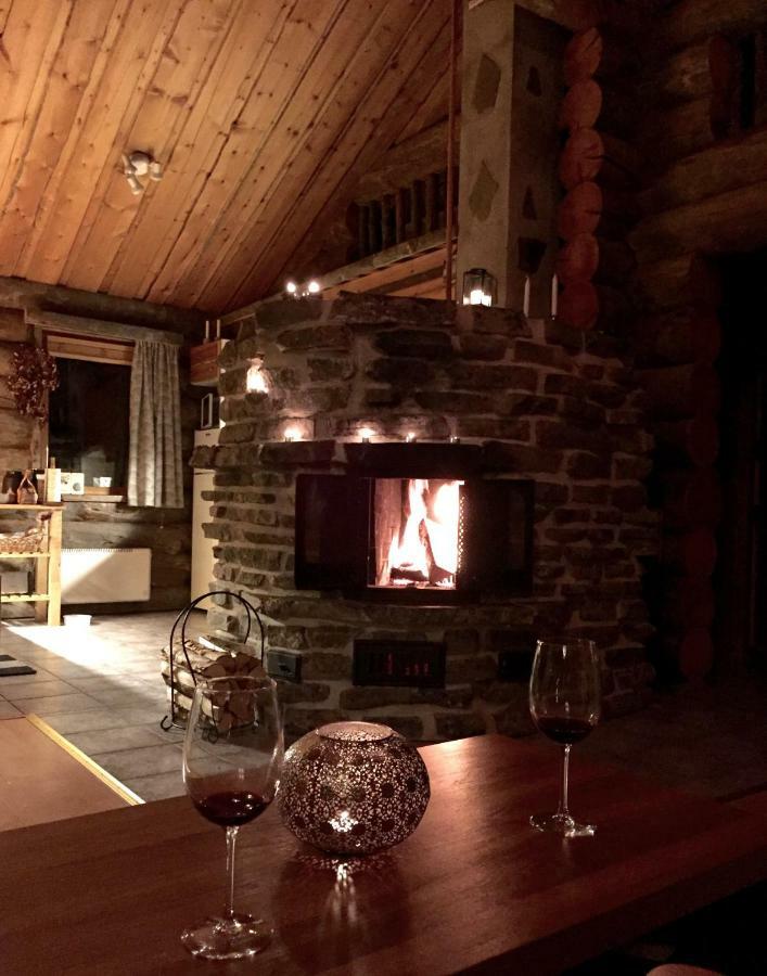 Villa Saarua: Ski-In Accommodation with Family-Friendly Amenities Ruka Exterior photo